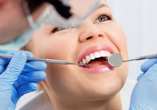 What is the difference between a cosmetic dentist and a regular dentist?